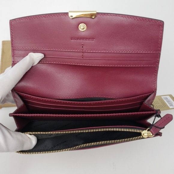 Burberry Grain Leather Bifold Wallet NWT - Picture 3 of 7